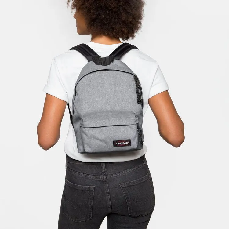 EASTPAK Sac à Dos Mini 1 Compartiment Gris Orbit XS Sunday Grey 6 EASTPAK Sac à Dos Mini 1 Compartiment Gris Orbit XS Sunday Grey – Image 4